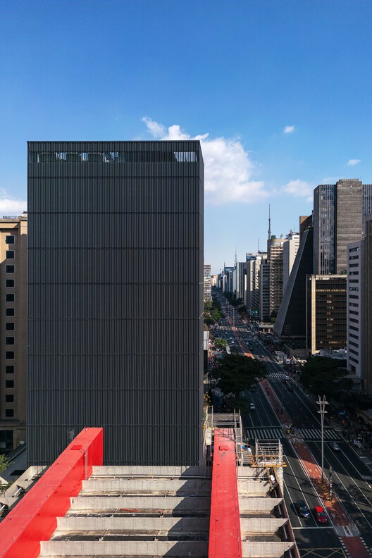 Здание MASP Пьетро Мария Барди / Metro Arquitetos - фотография экстерьера