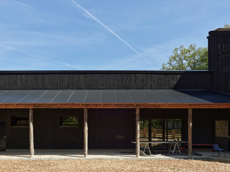 Le Potager Extraordinaire Center / Guinée et Potin Architects - изображение 11 из 21