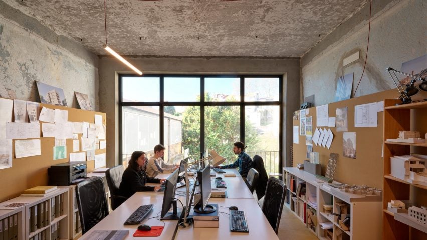Ata Atelier Studio в Порту