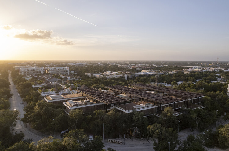 Амелия Тулум / Sordo Madaleno Arquitectos — Изображение 1 из 30