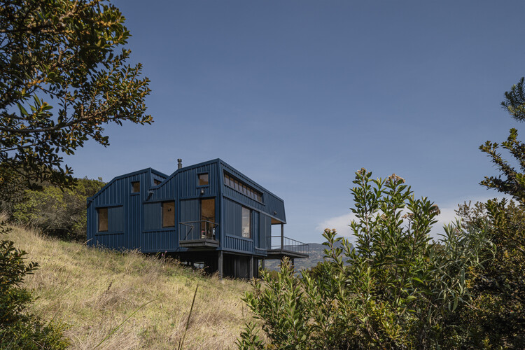 Carupa House High Mountain Refuge / Bermúdez Arquitectos - Экстерьерная фотография