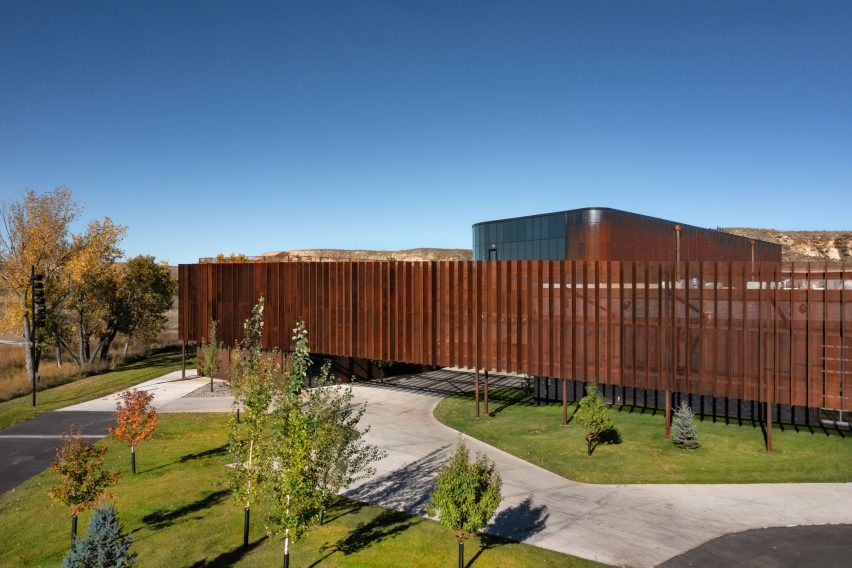 Производственная штаб -квартира от CLB Architects