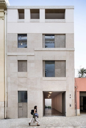 Дом № 7 – Avenidas Novas / Camarim Arquitectos – Фотография интерьера, бетон