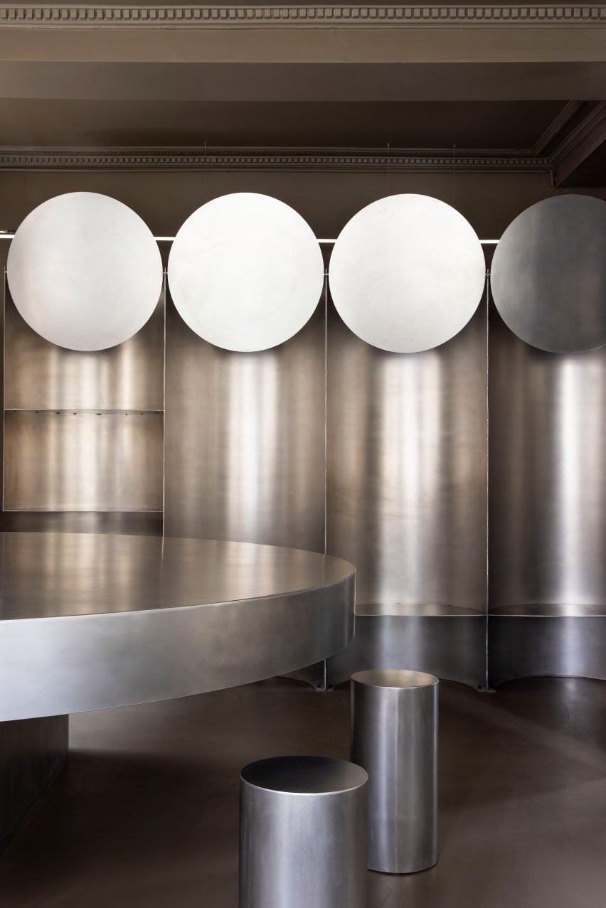 Simple Coffee от Mur Mur Architects