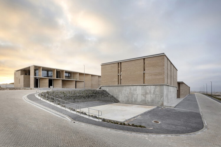 Завод пополнения водоносного горизонта / SALT Architects — изображение 1 из 25