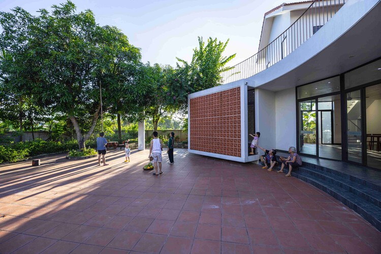   Xom me House / NH Village Architects - Экстерьерная фотография