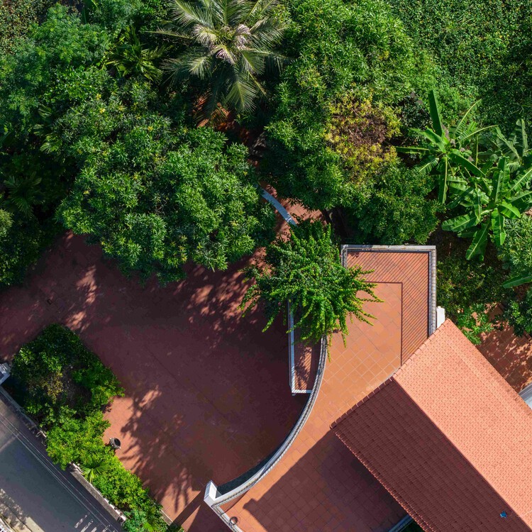   Xom Me House / NH Village Architects - изображение 16 из 24