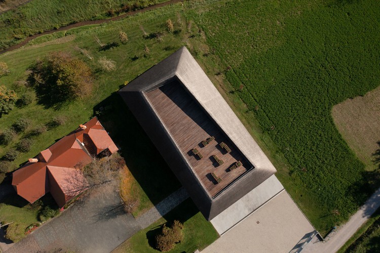 Tomac Winery / DVA Arhitekta - изображение 2 из 27