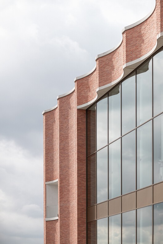 Lindemans Brewery / A2D Architecture 2 Дизайн - внешняя фотография