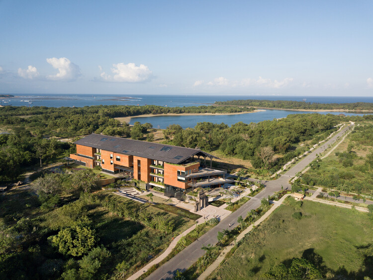 United In-Diseriance Campus / Willis Kusuma Architects-Extery Photography
