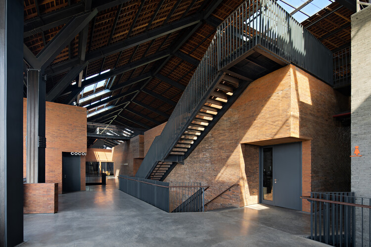 United In-Diseriation Campus / Willis Kusuma Architects-Interior Photography, Beam