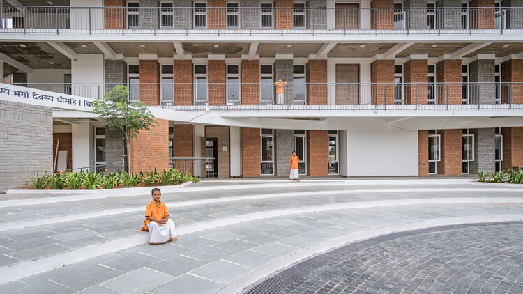 Vedic Vidya Kendra Retreat Center / Shanmugam Associates - Interior Photography, Courtyard