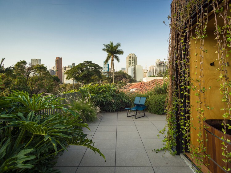 FBL House / HGMA + Claudia Haguiara Arquitetura - изображение 34 из 50