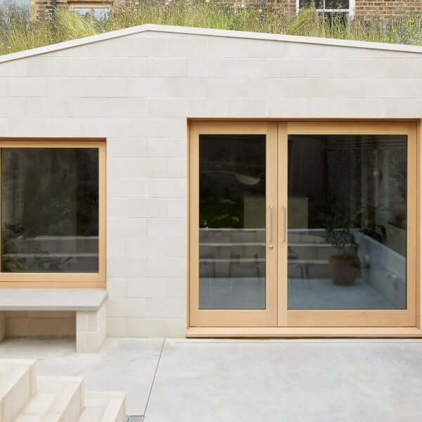 Studio Merlin добавляет расширение с крышей Wildflower Meadow в Лондонский дом