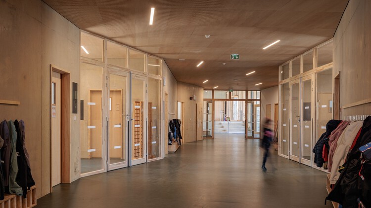 Школа Claudine Hermann / Sam Architecture - Interior Photography
