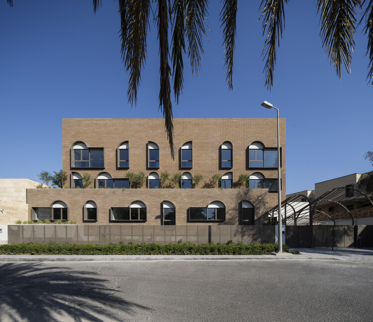 Yal Living / Agi Architects - внешняя фотография, бетон