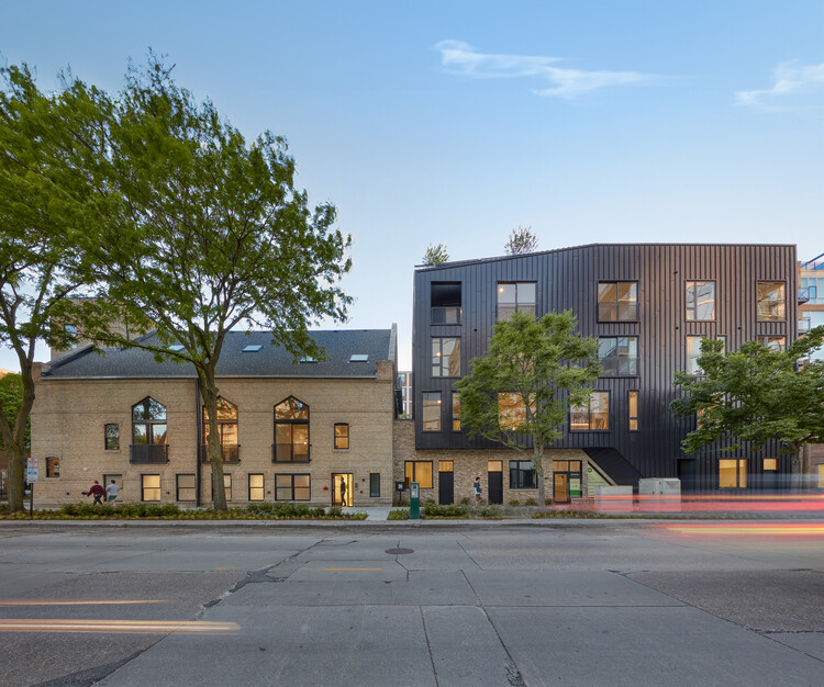 Lodge Evanston / ISA - Interface Studio Architects - Внешняя фотография