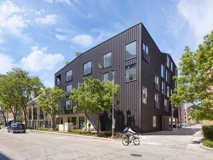 Lodge Evanston / ISA - Interface Studio Architects - Внешняя фотография