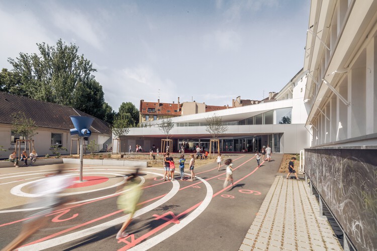 Finkwiller School Group / RHB Architectes - изображение 5 из 28