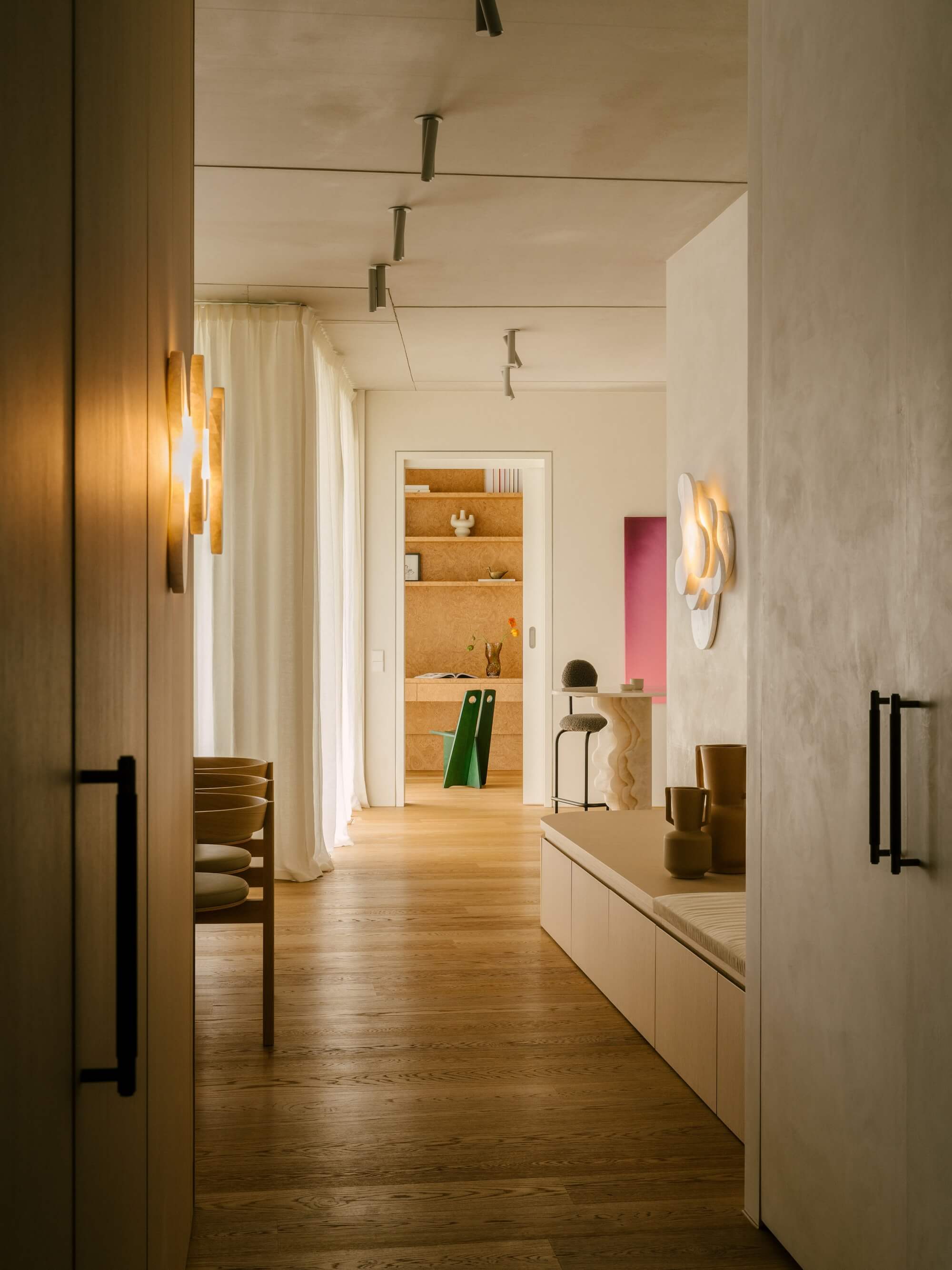 Am Tacheles Apartment / Takk Studio + Iwetta Ullenboom