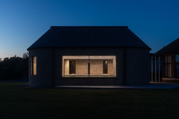 Malvern Pool House / KLAS Hyllén Architecture - Extery Photography