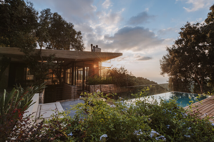 Baconi Villa / Mad Architecture & Design - изображение 8 из 14