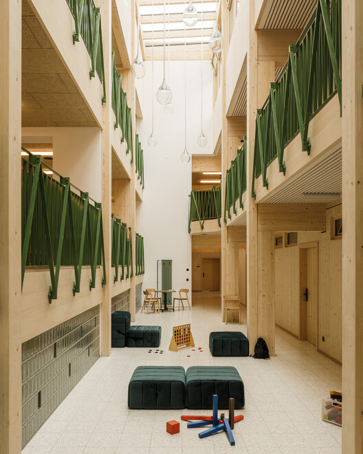 Школьная трансформация Davos / Cura Architekten - Интерьерная фотография, древесина