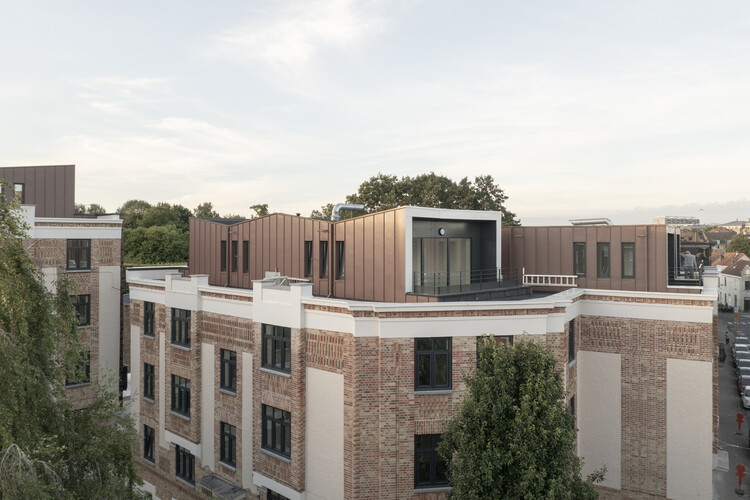 Roche Fatale Social Housing Reportion / P & P Architectes + Atelier D'Architecture A4 - Внешняя фотография, фасад, кирпич
