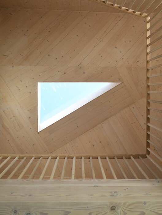 Полевой дом / Wilkinson King Architects - изображение 5 из 33