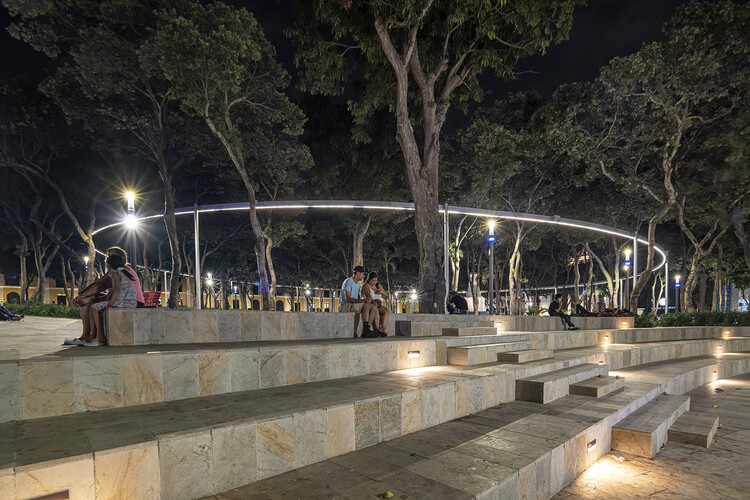 Bucaramanga Centenario Park/ tabuú + Iván Acevedo Arquitectura - Внешняя фотография