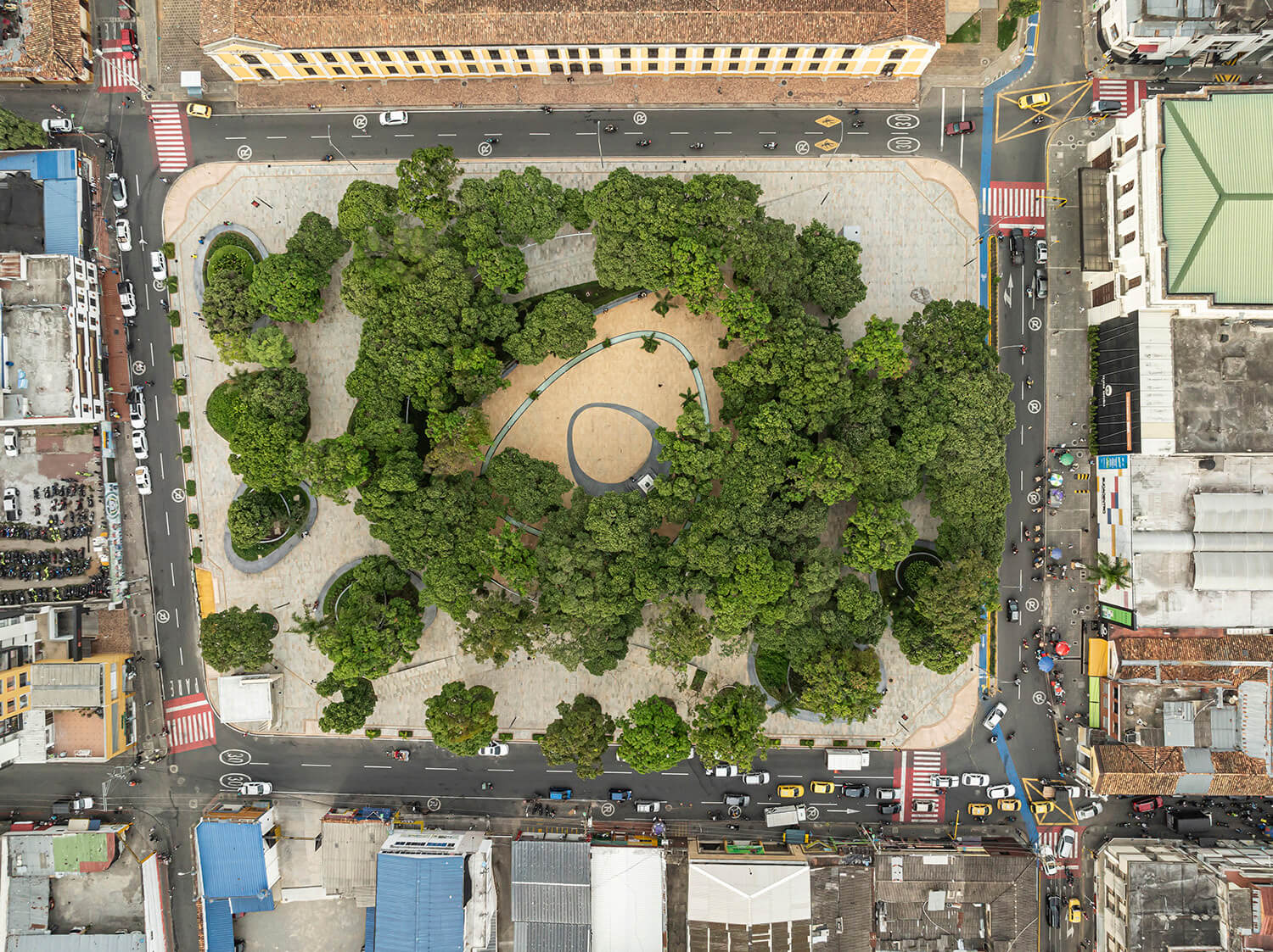 Bucaramanga Centenario Park/ tabuú + Iván Acevedo Arquitectura
