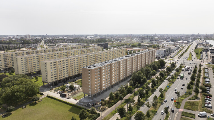 Langblokken Social Housing / A2D Architects + Architecturenburau VanHecke & Suls - Extery Photography