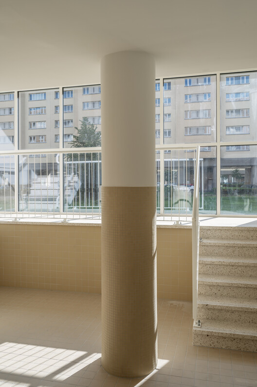 Langblokken Social Housing / A2D Architects + Architecturenburau Vanhecke & Suls - Интерьерная фотография, дерево, стекло