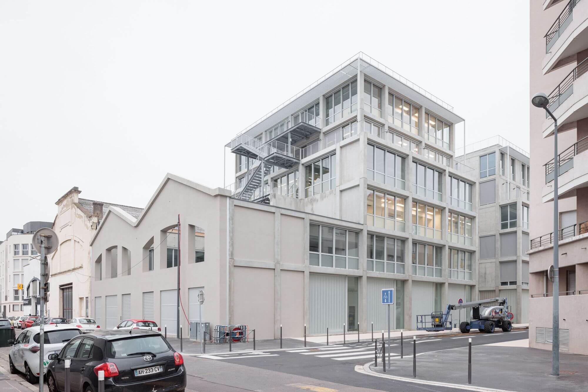 M45 Building / Tripyque | Архидали