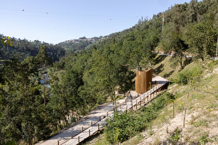 Parque Botânico E Fluvial Do Rio Paiva - Cinfães / Paradoxo arquitectura - изображение 27 из 38