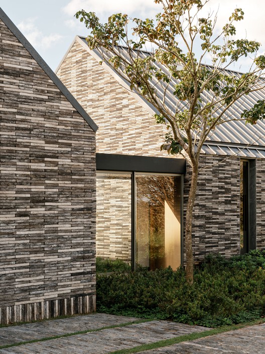 CCB House / Kiko Salomão + Marcio Tanaka - Внешняя фотография