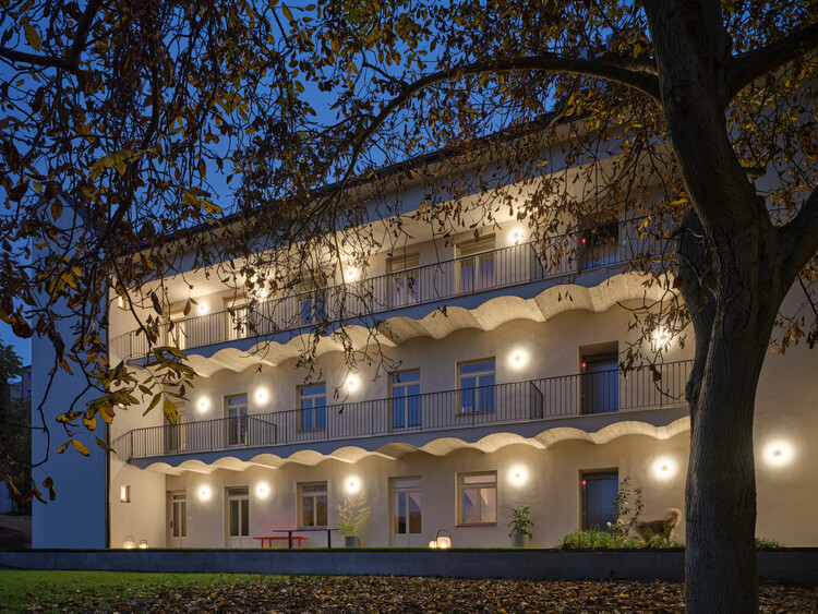 Boleslavova 3 Building / Plus One Architects - Внешняя фотография, балкон