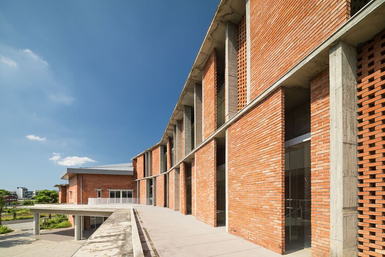 Mailiao Community Education Park / Zoom Design Atelier - изображение 3 из 31