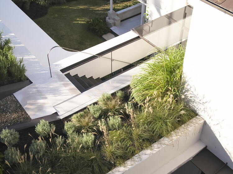 Hidden Home / Luigi Rosselli Architects - изображение 38 из 43