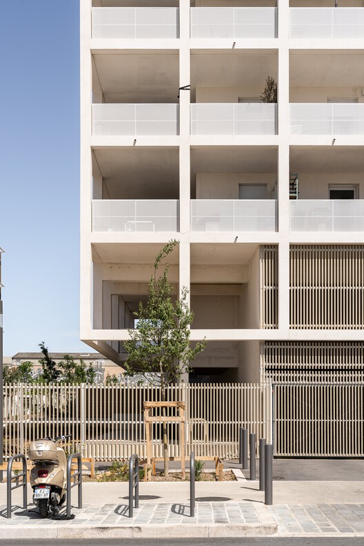 Alpha XXL Mediterranean Mixed Block / Rémy Marciano Architecte - изображение 17 из 32