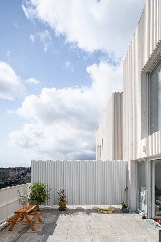 Alpha XXL Mediterranean Mixed Block / Rémy Marciano Architecte - Extery Photography