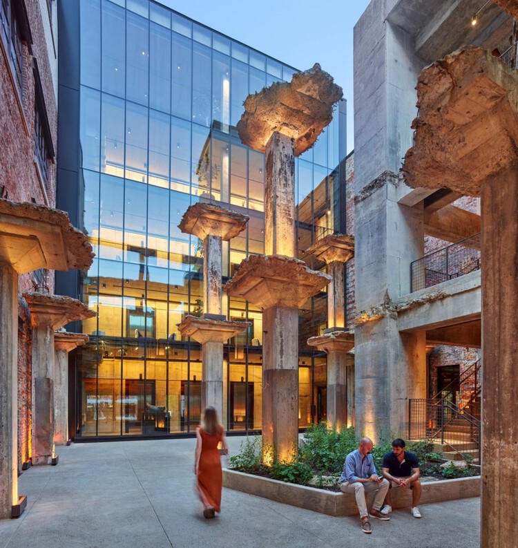 Neuhoff District / S9 Architecture - внешняя фотография, колонка