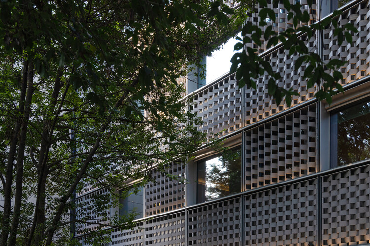 Ресторан Jinshang OCC на барабанной башне Nanjing / Buzz / Büro Ziyu Zhuang - Внешняя фотография