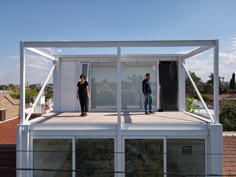 6x6x9 Office / Plano Compartido - Внешняя фотография, стекло, балкон