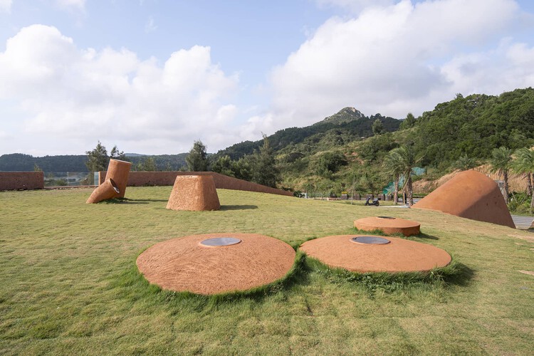 Blue Insight Cave Space / 3andwich Design / Hewei Studio - Extery Photography