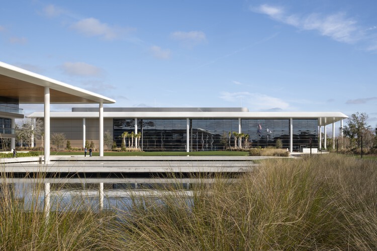 PGA Tour Studios / Foster + Partners - изображение 6 из 23