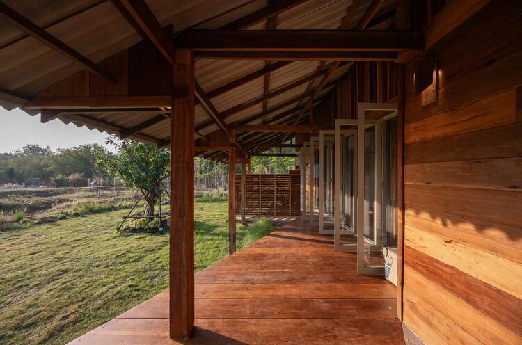 Baan Sao Yong Hin House / Lab Design Lab - изображение 4 из 26