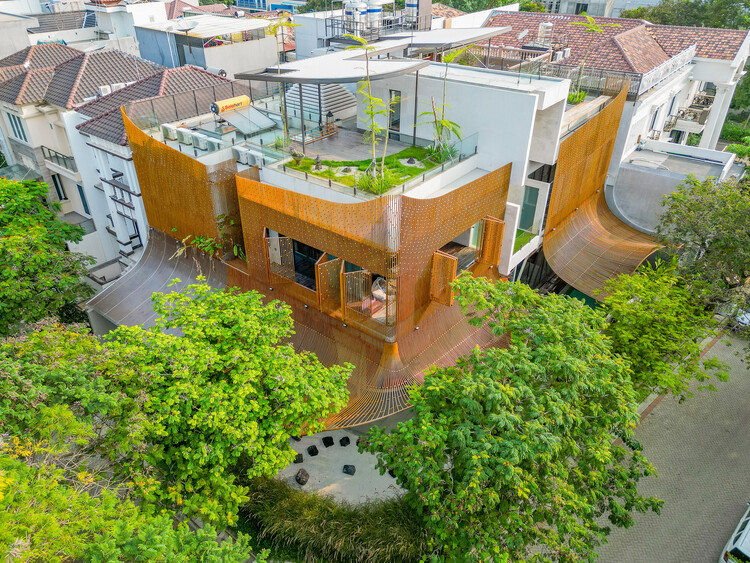 Lumintu House / Vrealrich Architecture Workshop - изображение 5 из 35