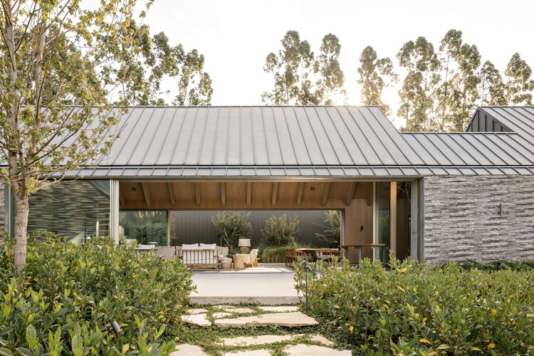 CCB House / Kiko Salomão + Marcio Tanaka - Внешняя фотография