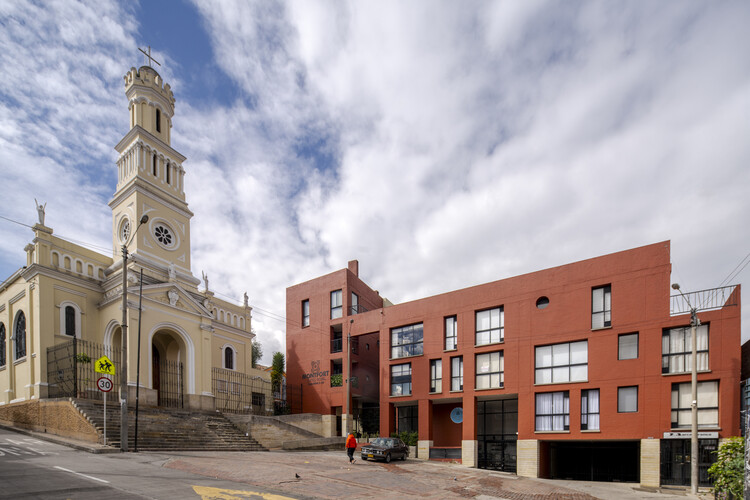 Monfort Suites Королевский мультисемейный корпус комплекс / Conceta Gestión Urbana Sas + Traco estudio de arquitectura + Julian Gámez - Внешняя фотография